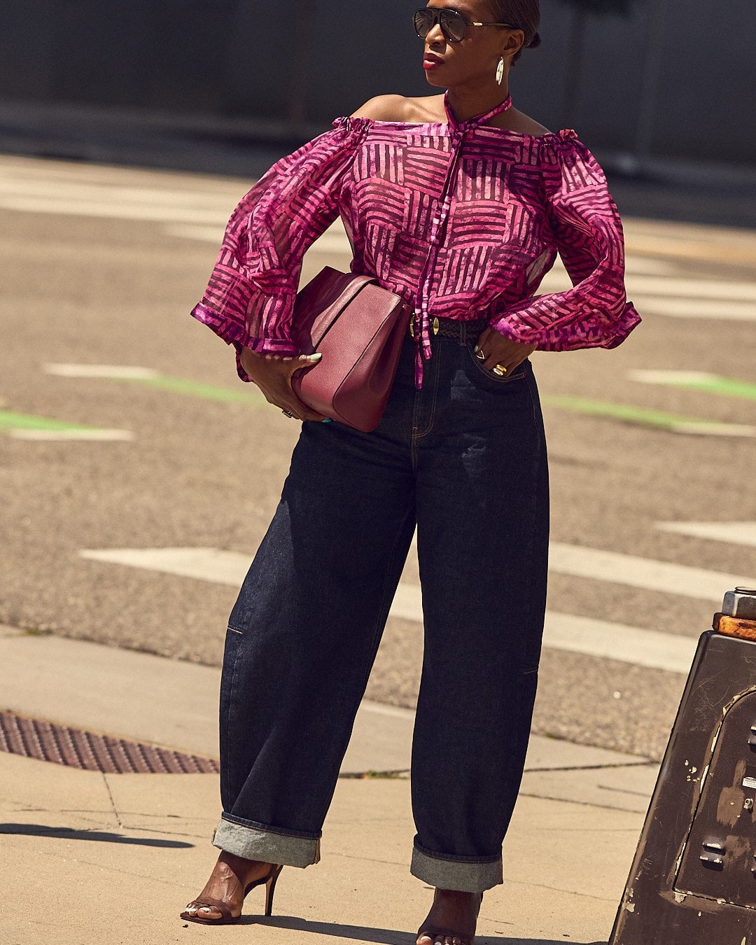 Geometric Print Off-Shoulder Blouse With Wide-Leg Jeans Geometric Print Off-Shoulder Blouse With Wide-Leg Jeans — Blouse Outfits