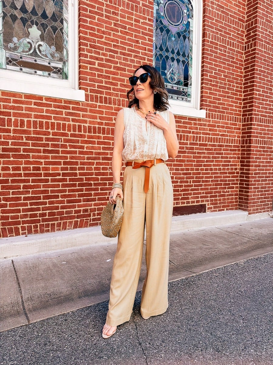 Sleeveless White Lace Blouse With Beige Wide-Leg Trousers, Brown Belt Sleeveless White Lace Blouse With Beige Wide-Leg Trousers, Brown Belt — Blouse Outfits