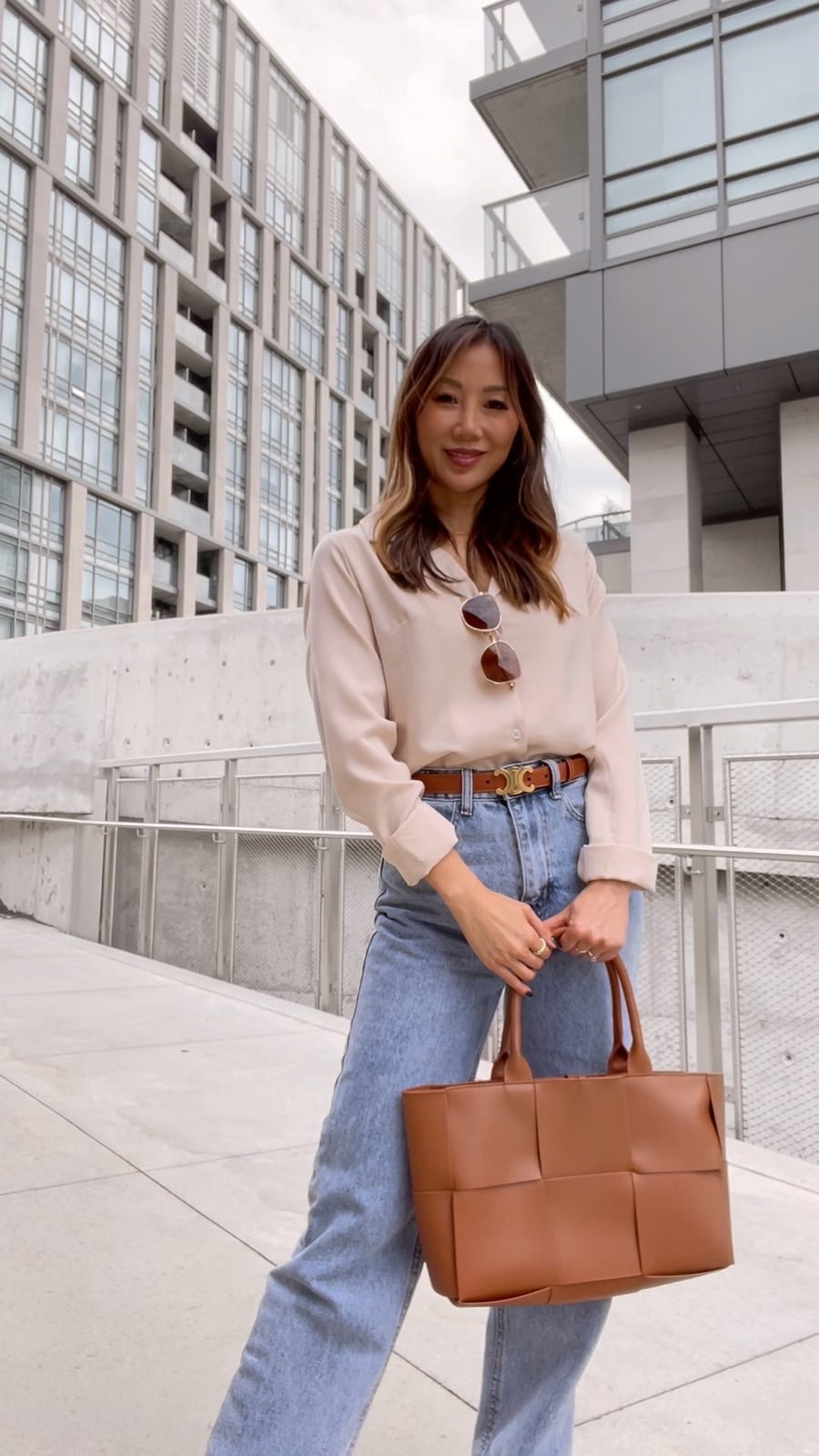 Light Pink Collared Blouse With Relaxed Fit Jeans Light Pink Collared Blouse With Relaxed Fit Jeans — Blouse Outfits