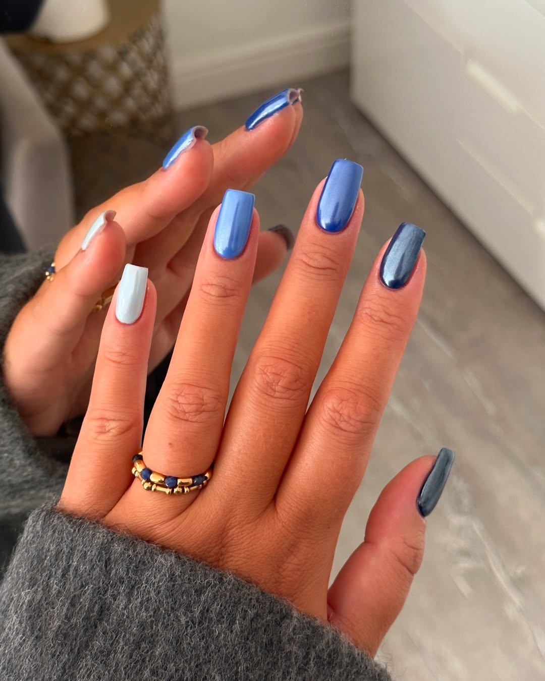 Dark Blue Chrome Long Stiletto Nails Dark Blue Chrome Long Stiletto Nails — Blue Chrome Nails