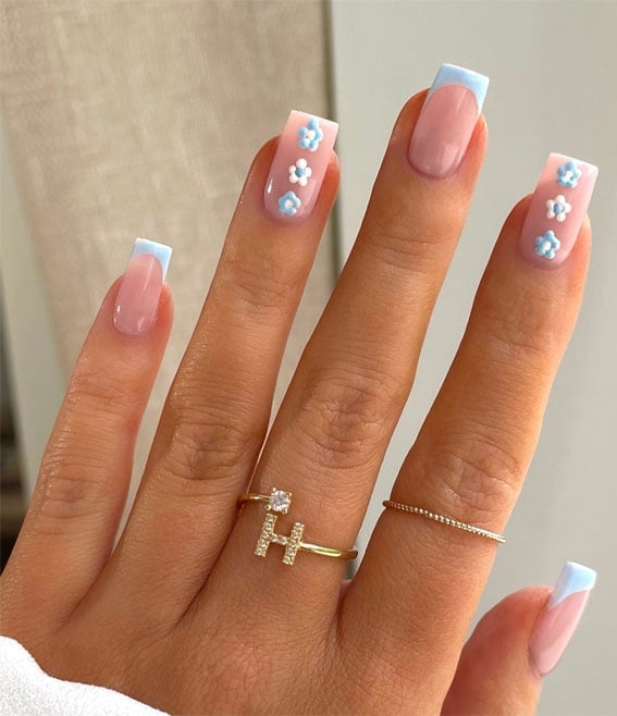 Short Square Blue French Tips with 3D Flowers Short Square Blue French Tips with 3D Flowers — Blue French Tip Nails