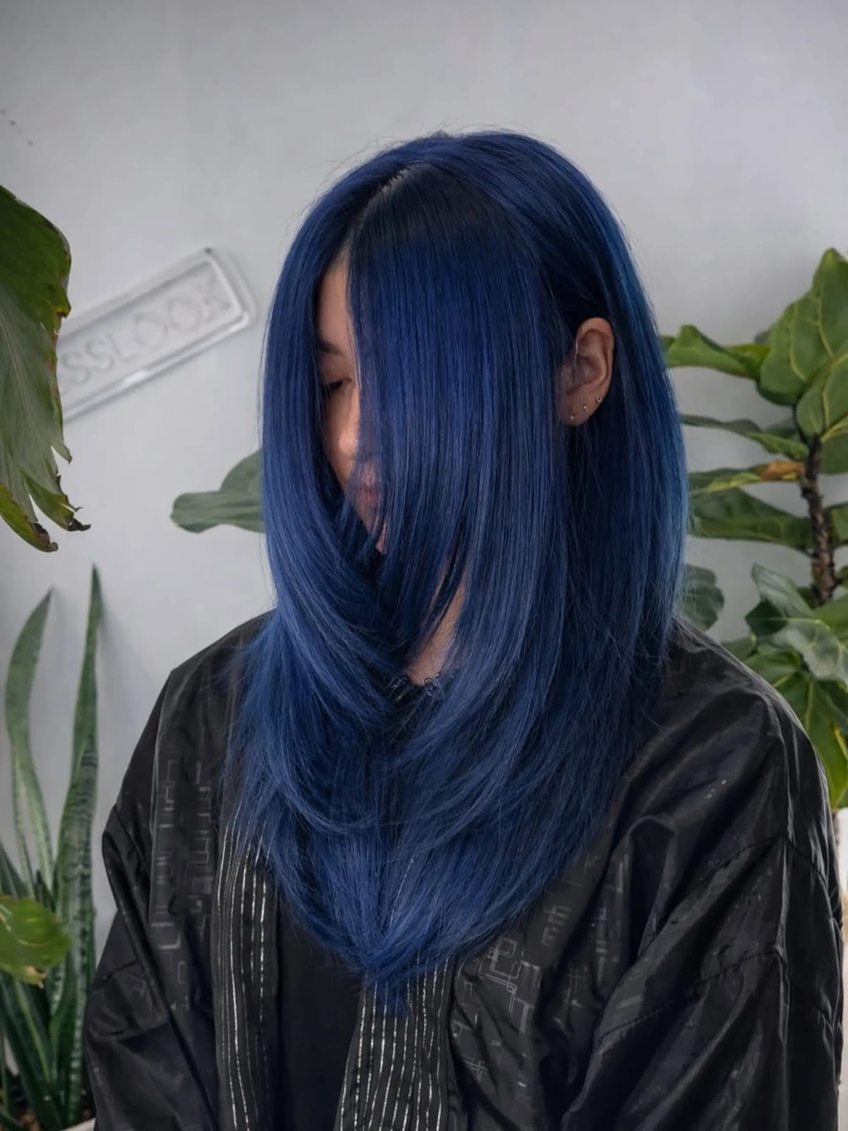 Collarbone Layered Lob In Medium Blue Collarbone Layered Lob In Medium Blue — Blue Hair Color