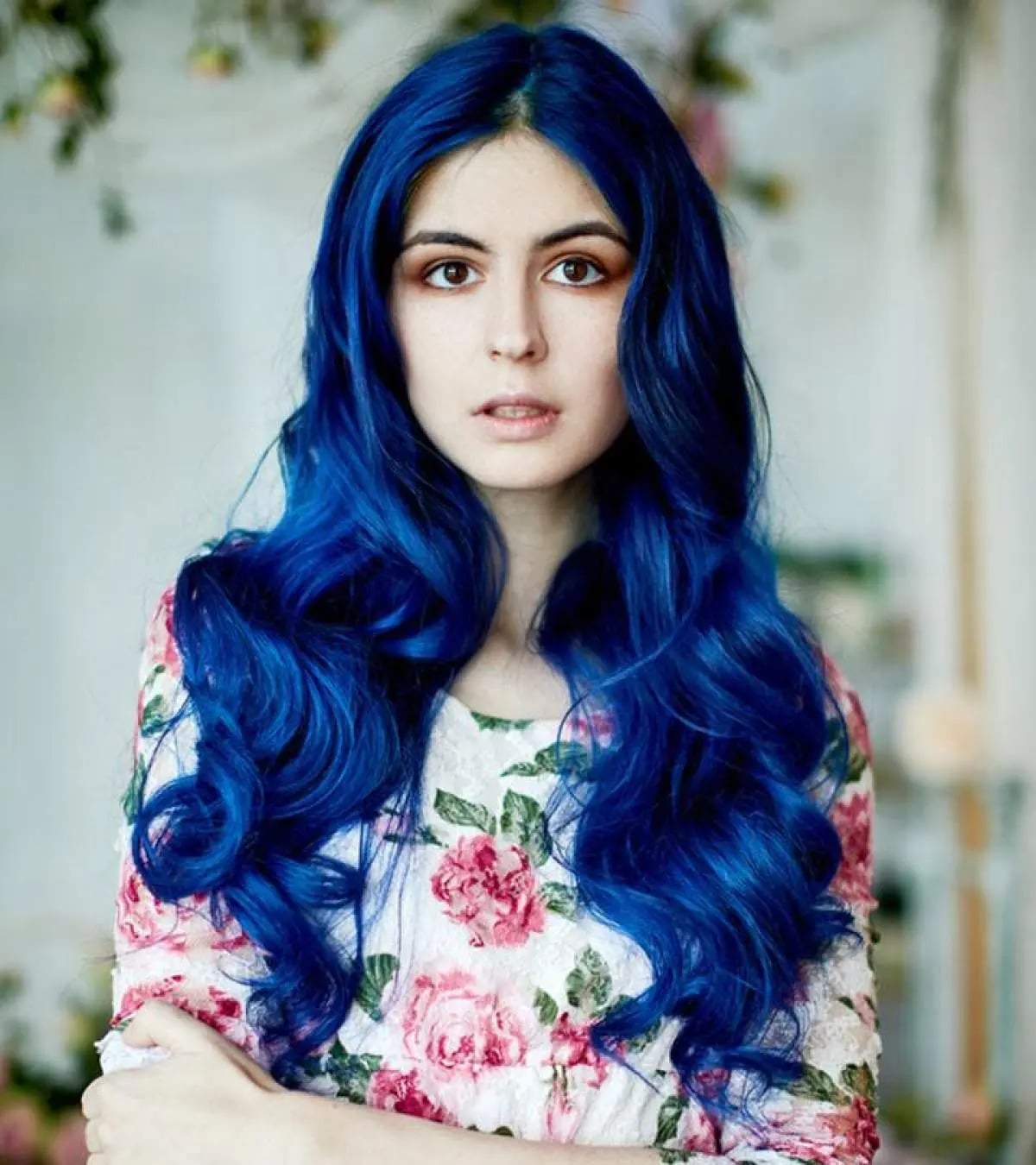 Mid-Back Thick Wavy Hair In Vibrant Blue Mid-Back Thick Wavy Hair In Vibrant Blue — Blue Hair Color