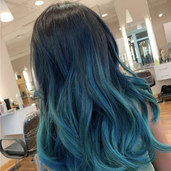 Mid-Back Wavy Hair With Blue Ombré, Side Mid-Back Wavy Hair With Blue Ombré, Side — Blue Hair Color