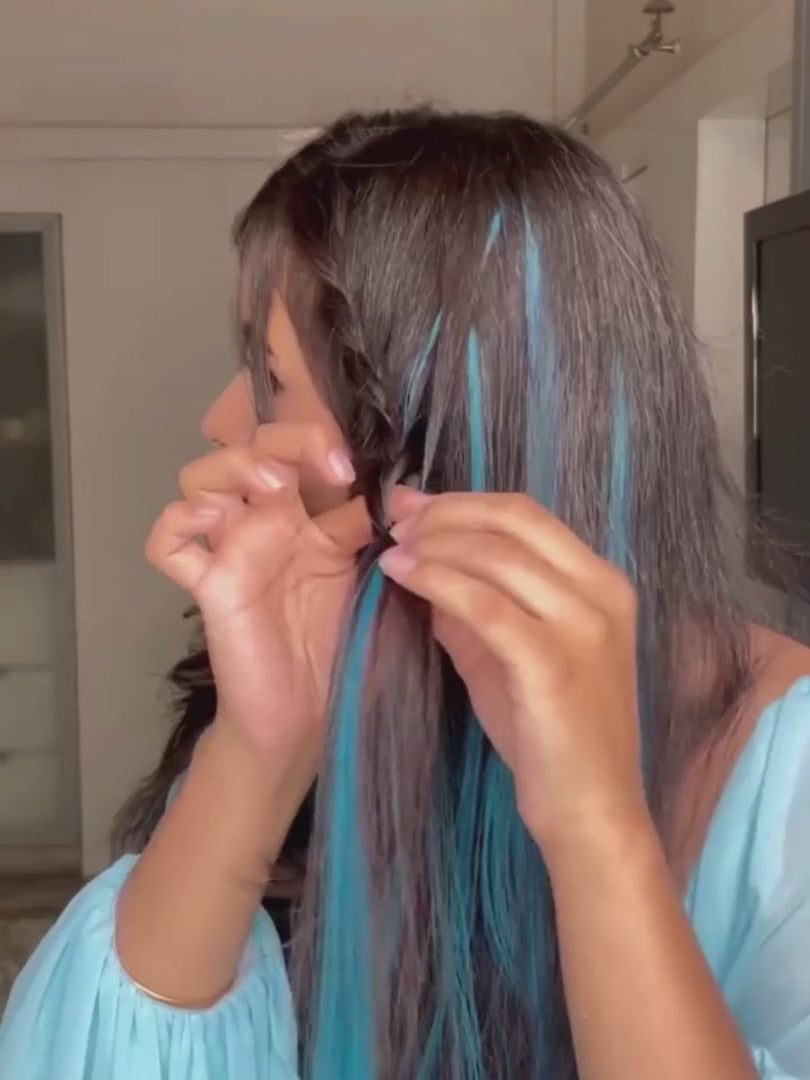 Shoulder Length Wavy Hair With Teal Streaks Shoulder Length Wavy Hair With Teal Streaks — Blue Hair Color