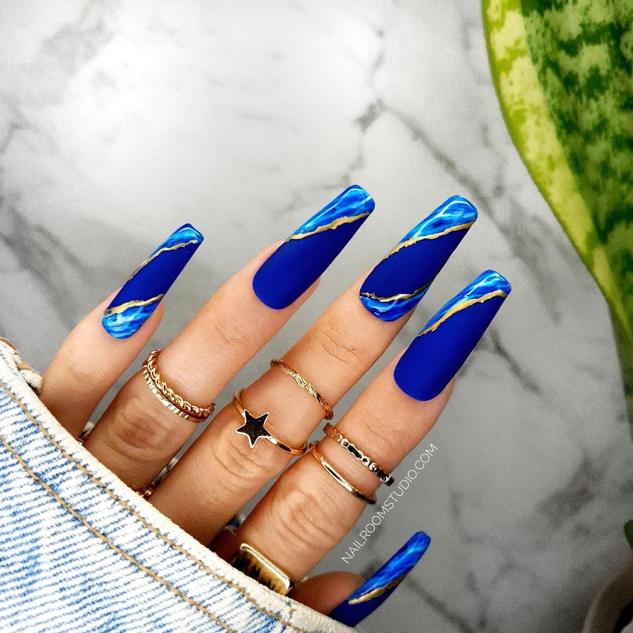Matte Royal Blue Marble Vein Long Ballerina Nails Matte Royal Blue Marble Vein Long Ballerina Nails — Blue Nails