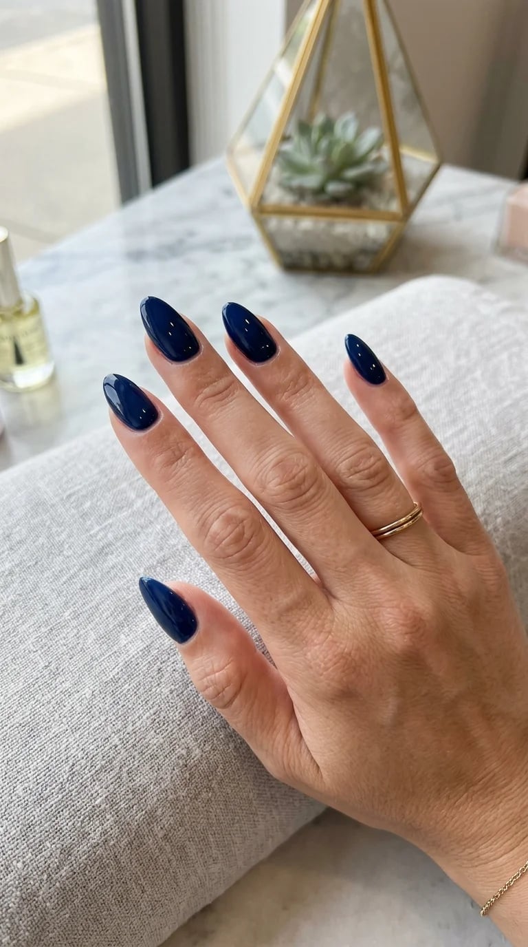 Rich Glossy Dark Navy Blue Medium Oval Nails Rich Glossy Dark Navy Blue Medium Oval Nails — Blue Nails