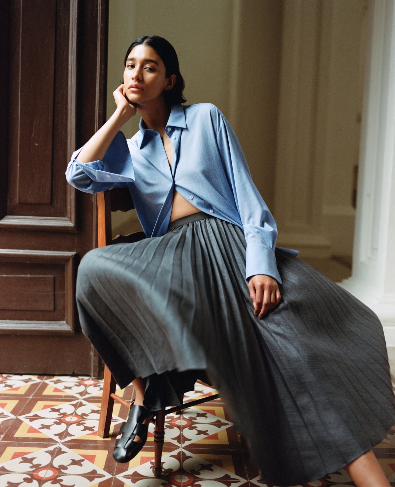 Oversized blue silk shirt with gray pleated skirt Oversized blue silk shirt with gray pleated skirt — Blue Outfits