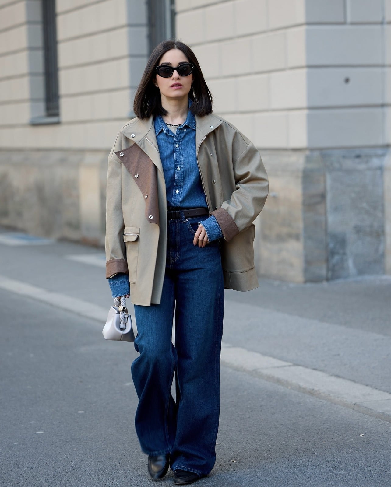 Dark blue wide-leg jeans with utility jacket Dark blue wide-leg jeans with utility jacket — Blue Outfits