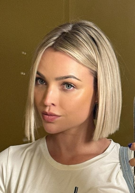 Sleek Platinum Blonde Chin Bob Sleek Platinum Blonde Chin Bob — Blunt Bob
