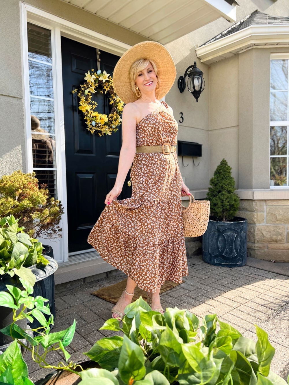 Brown floral midi dress with tiered skirt Brown floral midi dress with tiered skirt — Boho Dresses