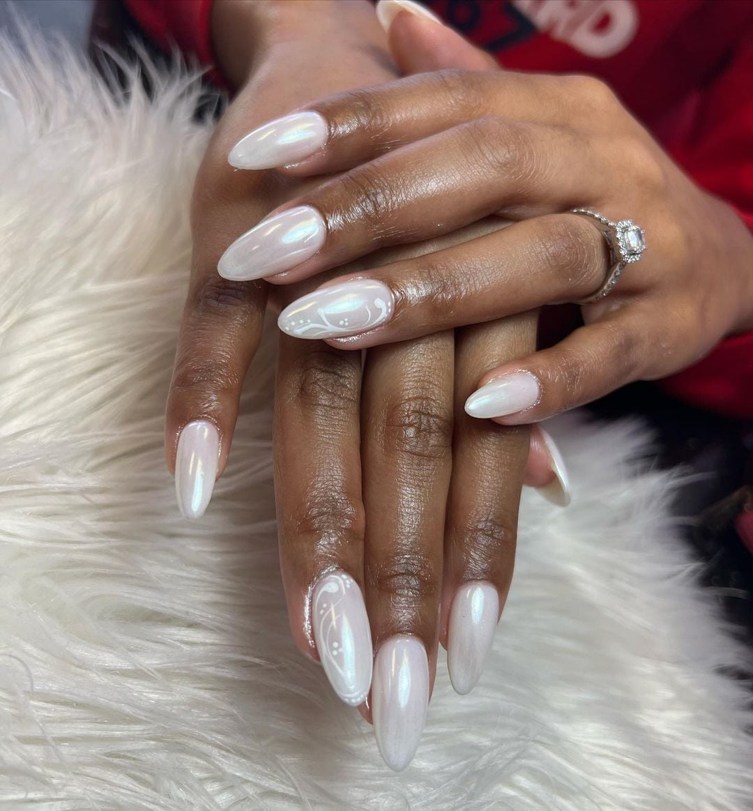 Medium Almond Milky White Abstract Swirl Chrome Nails Medium Almond Milky White Abstract Swirl Chrome Nails — Bridal Nails