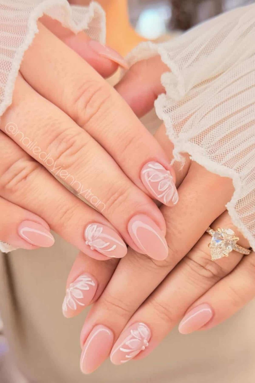 Medium Almond Milky Pink Nude Leaf Art Nails Medium Almond Milky Pink Nude Leaf Art Nails — Bridal Nails