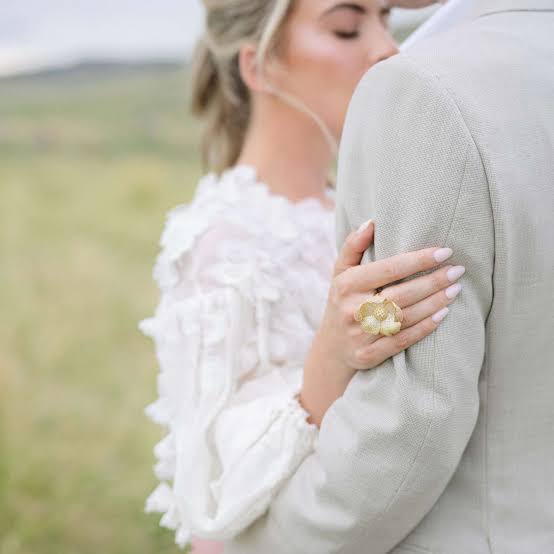 Medium Almond Milky Nude With Pearl Cuticle Accent Medium Almond Milky Nude With Pearl Cuticle Accent — Bride Nail