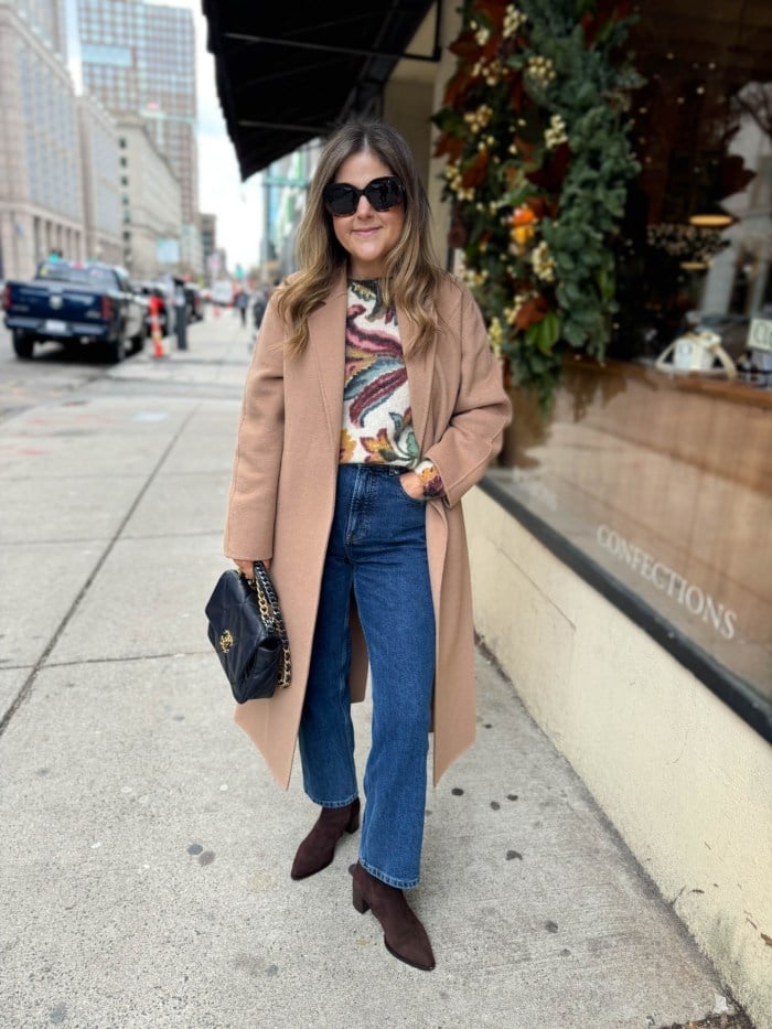 Brown suede ankle boots with jeans and camel coat Brown suede ankle boots with jeans and camel coat — Brown Boots Outfit