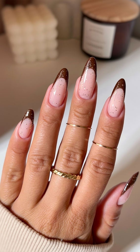 Medium Almond Pink Nude Brown French Tip With Glitter Medium Almond Pink Nude Brown French Tip With Glitter — Brown French Tip Nails