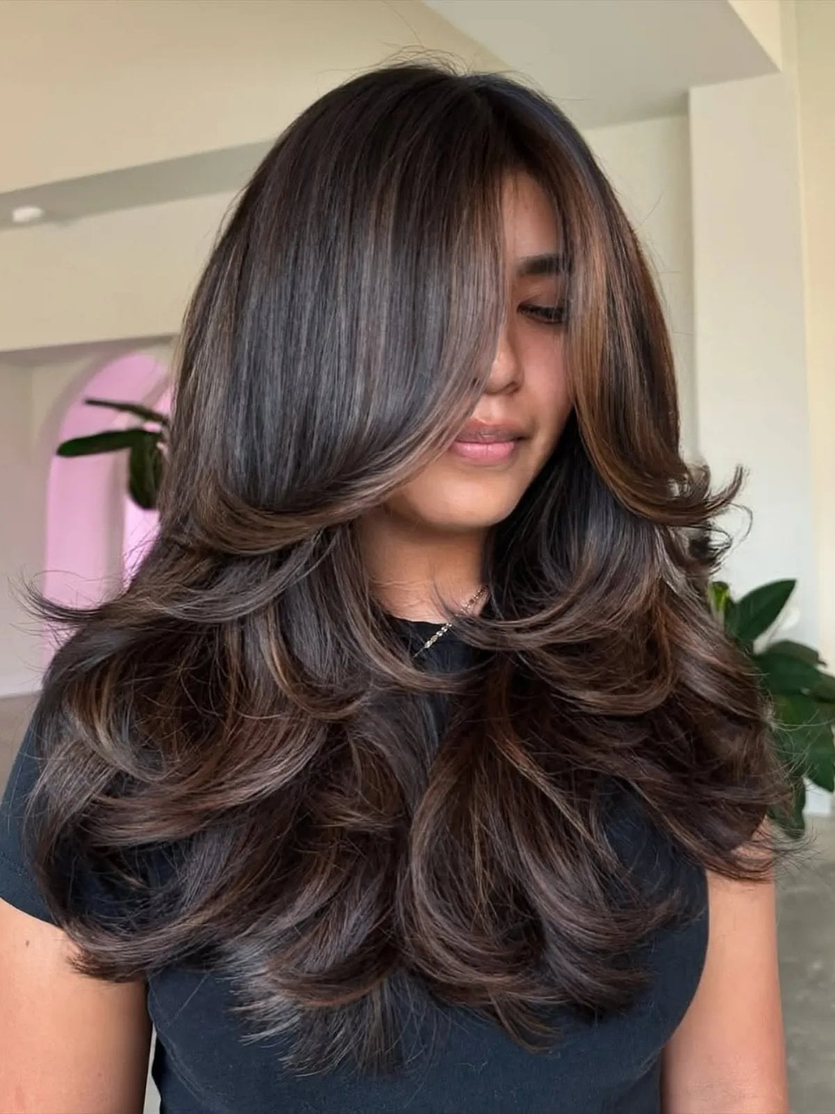 Mocha Brown With Subtle Lighter Tones Mocha Brown With Subtle Lighter Tones — Brown Hair Color