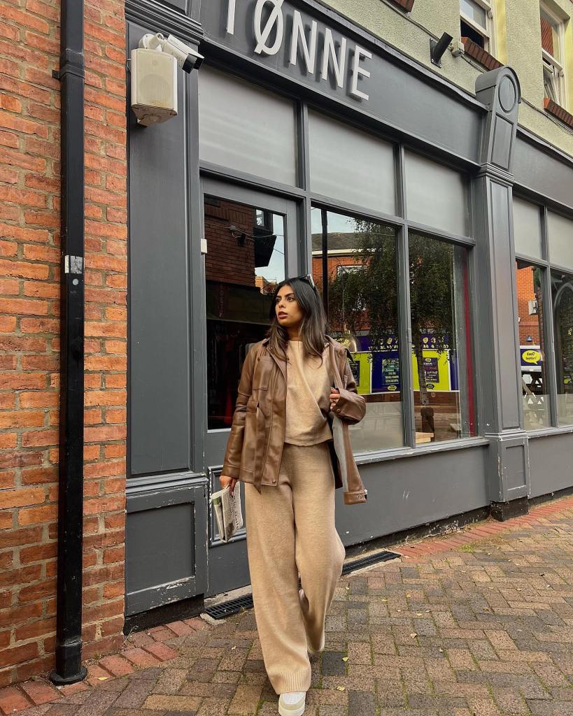 Monochromatic brown leather jacket and knit set Monochromatic brown leather jacket and knit set — Brown Jacket Outfit