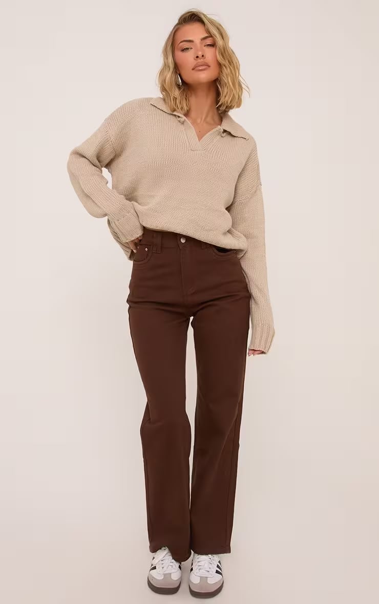 Straight leg brown jeans with beige collared knit, Close-Up Take Straight leg brown jeans with beige collared knit, Close-Up Take — Brown Jeans Outfits
