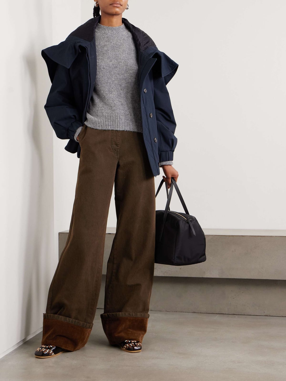 Brown wide leg corduroy trousers with gray sweater and navy jacket Brown wide leg corduroy trousers with gray sweater and navy jacket — Brown Jeans Outfits