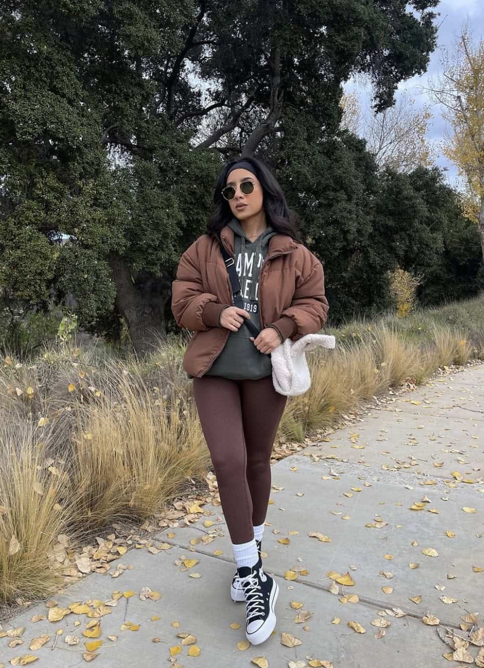 Brown leggings with a green hoodie and puffer jacket, Close-Up Take Brown leggings with a green hoodie and puffer jacket, Close-Up Take — Brown Leggings Outfit