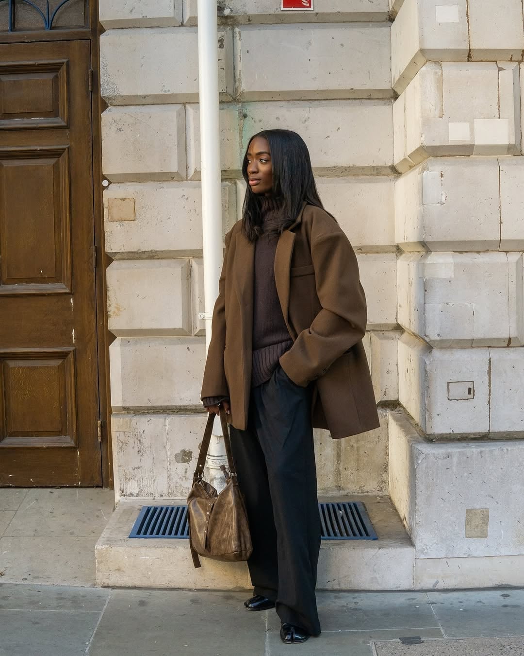 Brown turtleneck sweater with oversized blazer Brown turtleneck sweater with oversized blazer — Brown Sweater Outfit