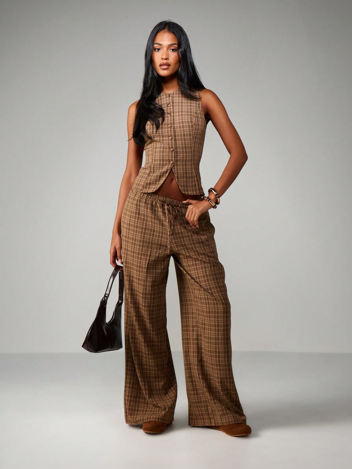 Brown plaid vest and matching wide-leg pants Brown plaid vest and matching wide-leg pants — Brown Vest Outfit