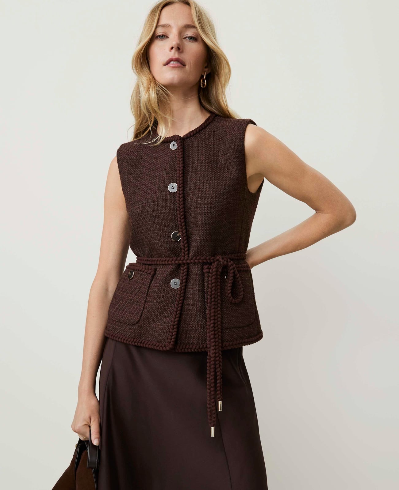Dark brown tweed vest with braided belt over a dress Dark brown tweed vest with braided belt over a dress — Brown Vest Outfit