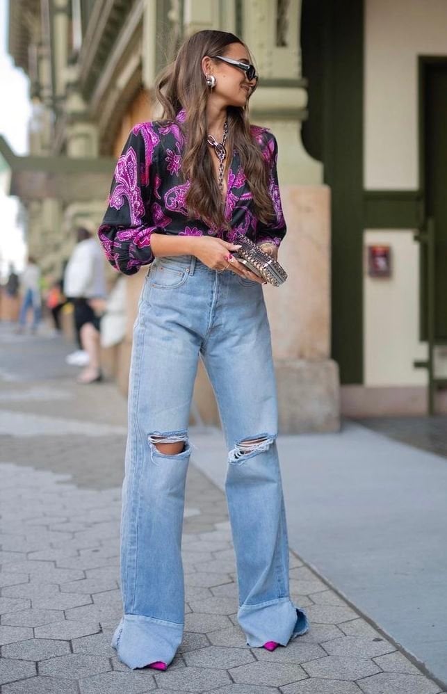 Ripped Jeans With Statement Print Blouse Ripped Jeans With Statement Print Blouse — Brunch Outfits