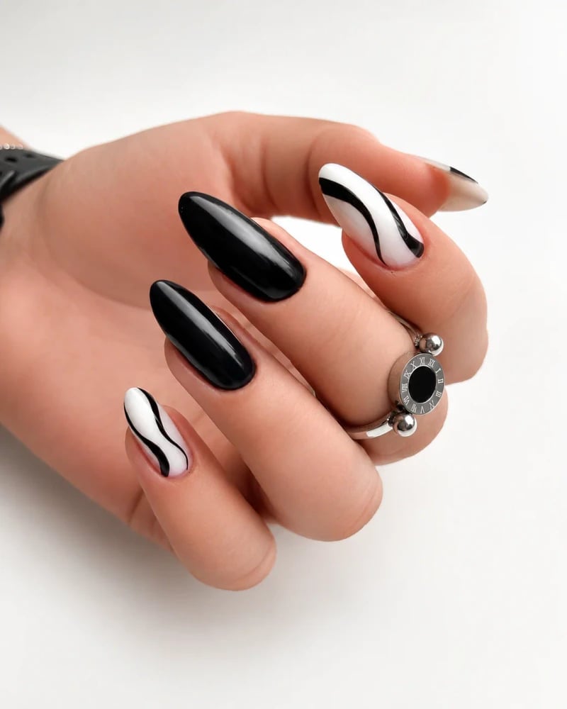 Long Sharp Almond Black and White Swirls Long Sharp Almond Black and White Swirls — Builder Gel Nails