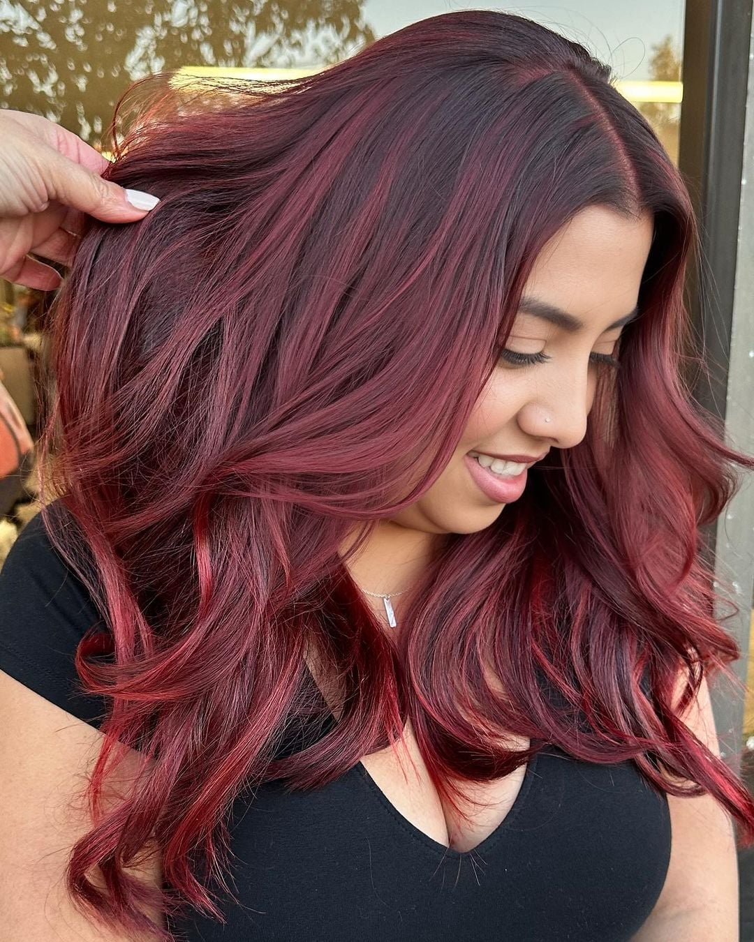 Mid-Back Burgundy With Subtle Vibrant Highlights Mid-Back Burgundy With Subtle Vibrant Highlights — Burgundy Highlights