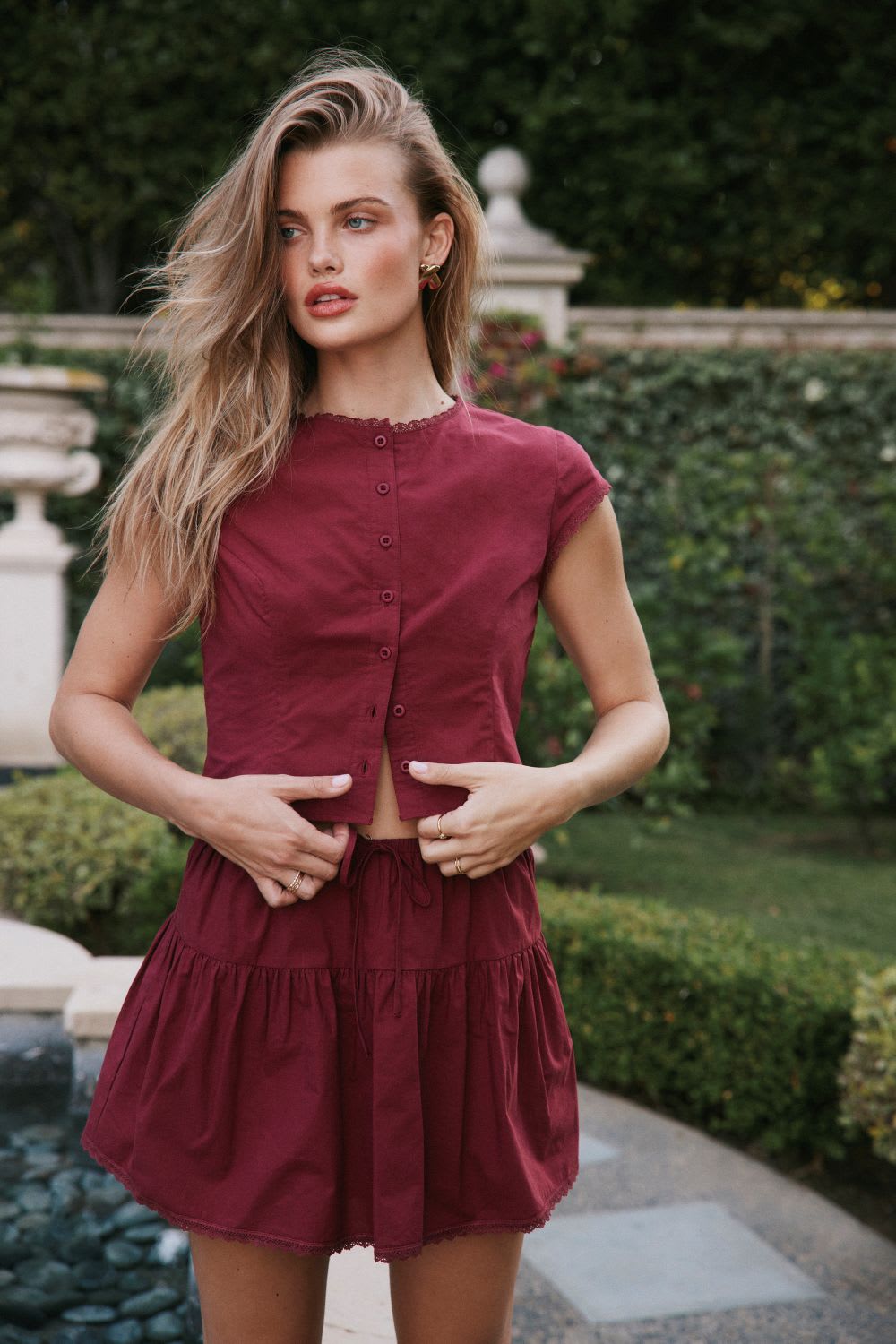 Burgundy Button-Up Crop Top With Tiered Skirt Burgundy Button-Up Crop Top With Tiered Skirt — Burgundy Top Outfits