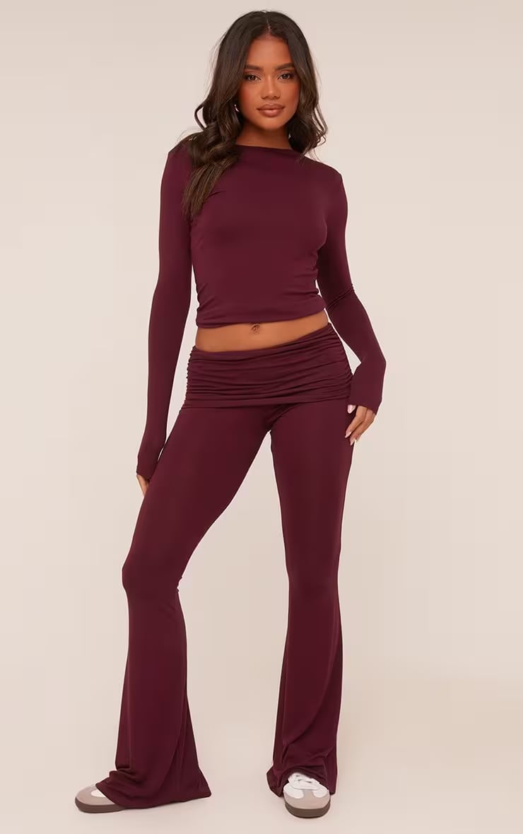 Burgundy Crew Neck Top With Ruched Leggings Burgundy Crew Neck Top With Ruched Leggings — Burgundy Top Outfits
