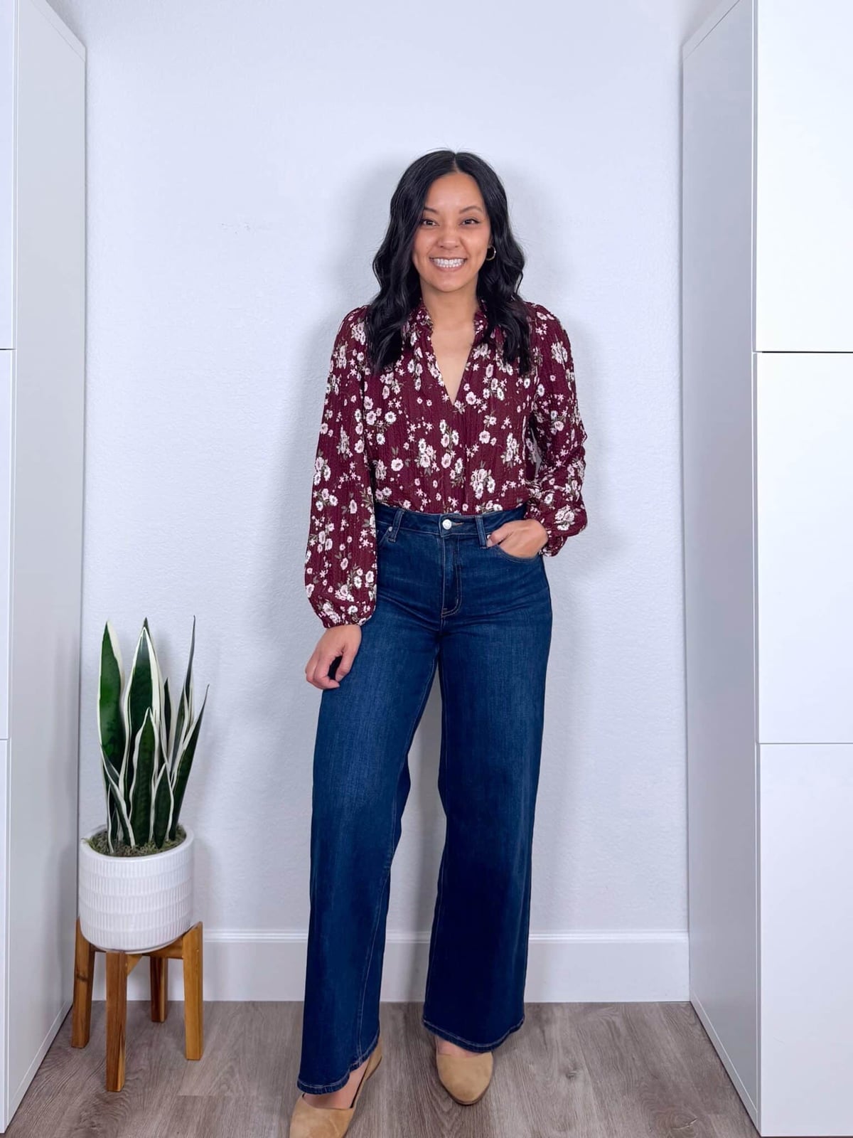 Burgundy Printed Blouse With Wide-Leg Jeans Burgundy Printed Blouse With Wide-Leg Jeans — Burgundy Top Outfits