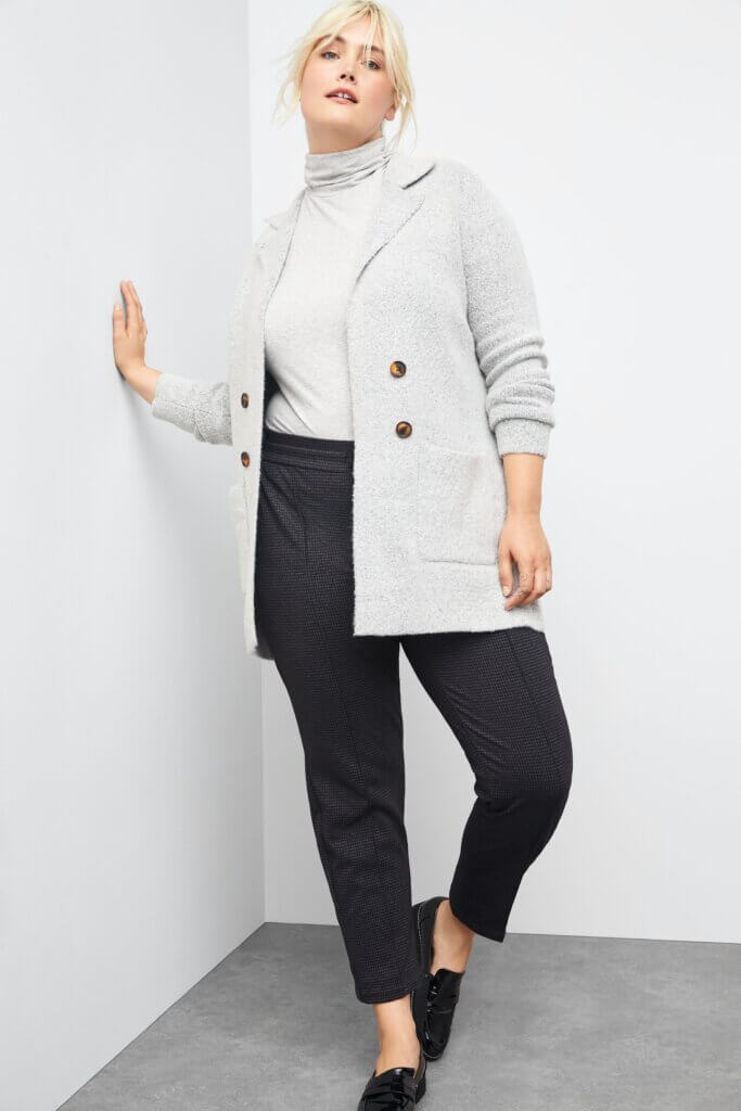 Knit blazer over turtleneck with patterned trousers Knit blazer over turtleneck with patterned trousers — Business Casual Outfits
