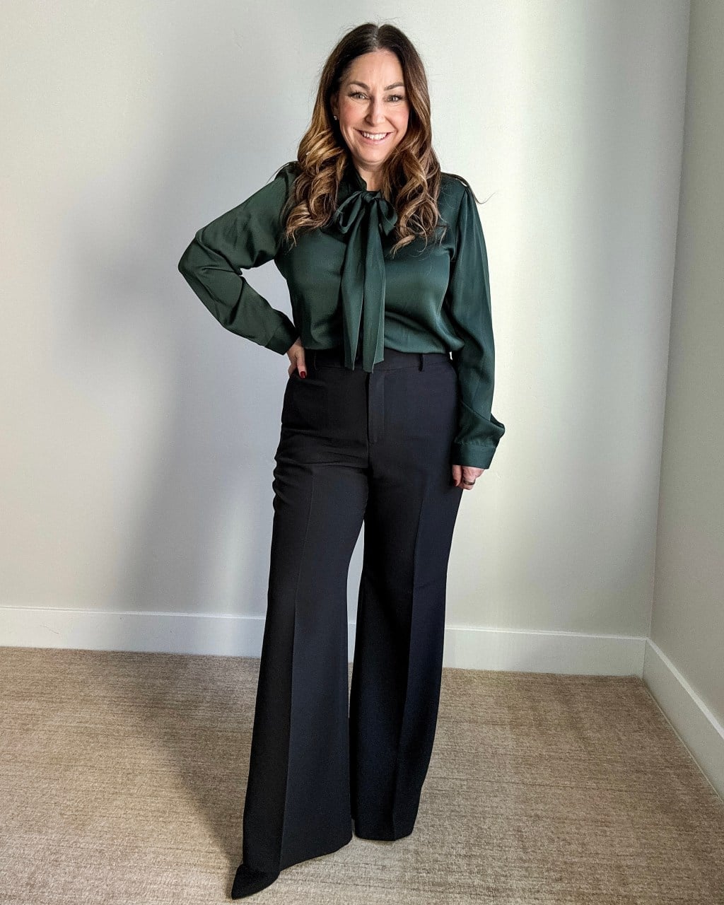 Dark green silk blouse and black wide-leg trousers Dark green silk blouse and black wide-leg trousers — Business Outfits