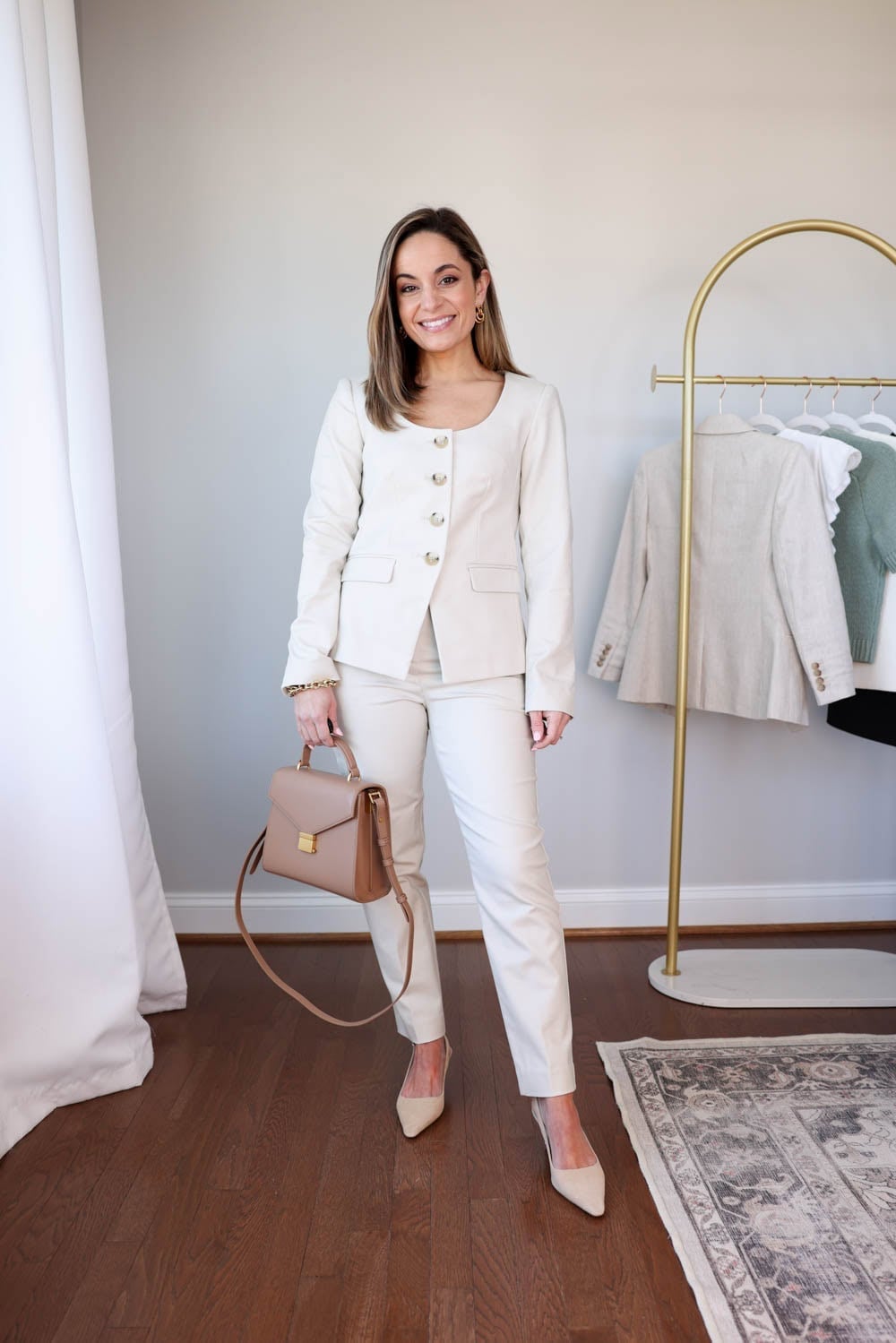 Cream Linen Suit With Relaxed Fit Trousers Cream Linen Suit With Relaxed Fit Trousers — Business Professional Outfits