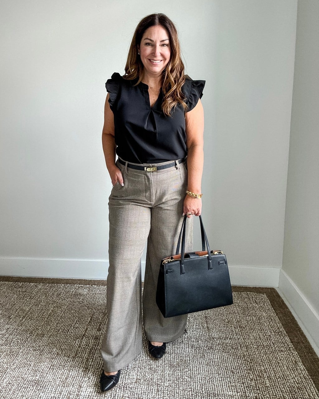 Wide Leg Plaid Trousers With Black Blouse Wide Leg Plaid Trousers With Black Blouse — Business Professional Outfits