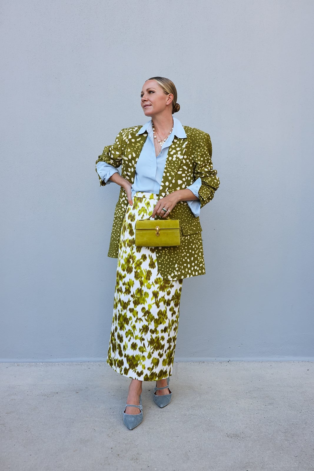 Button Down Under Spotted Blazer With Midi Skirt Button Down Under Spotted Blazer With Midi Skirt — Button Down Outfits