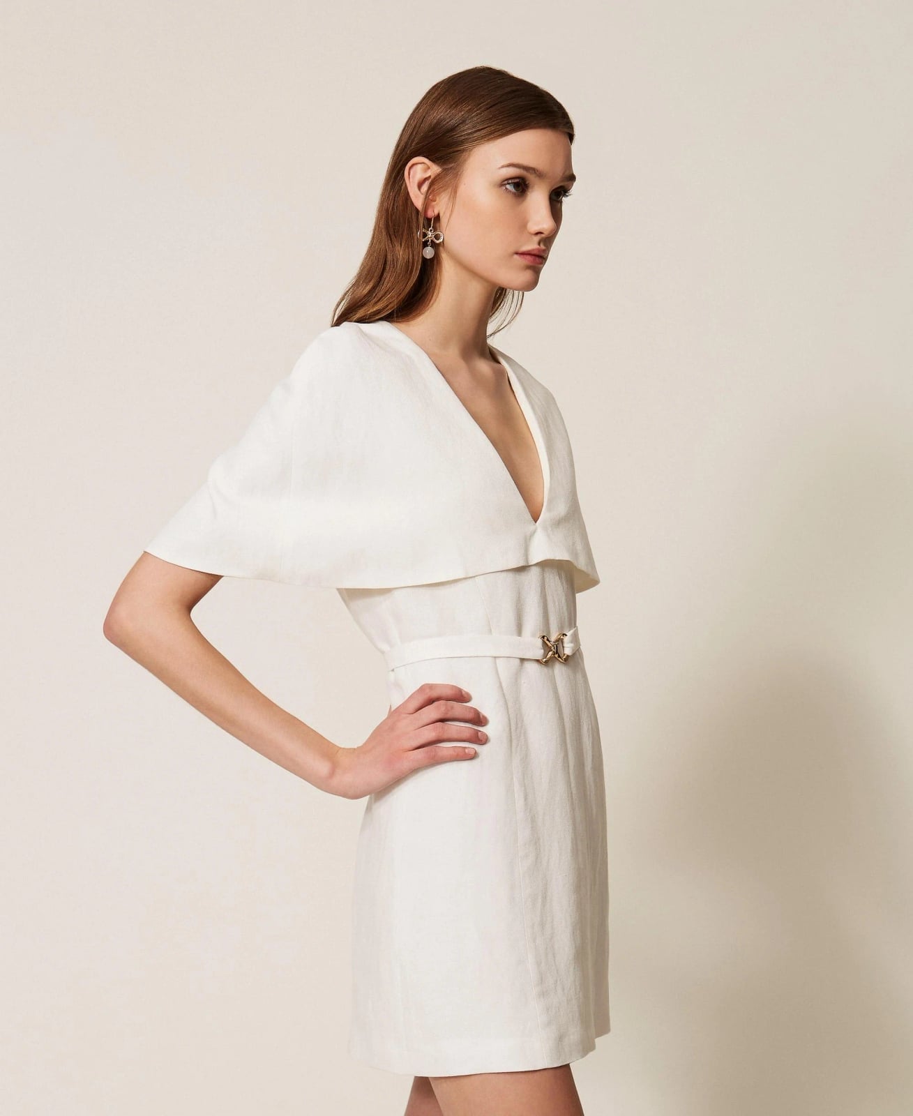 White linen blend cape dress with structured neckline, Close-Up Take White linen blend cape dress with structured neckline, Close-Up Take — Cape Outfits