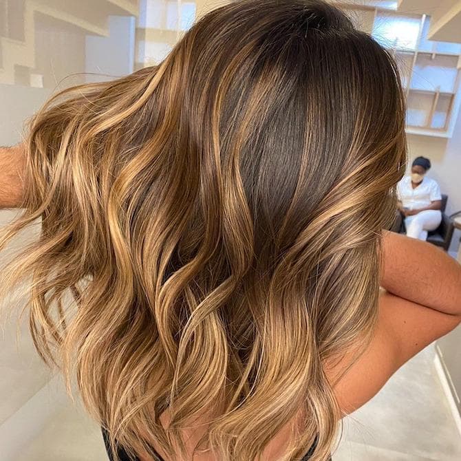 Collarbone Brown With Caramel Balayage Side Collarbone Brown With Caramel Balayage Side — Caramel Brown Hair