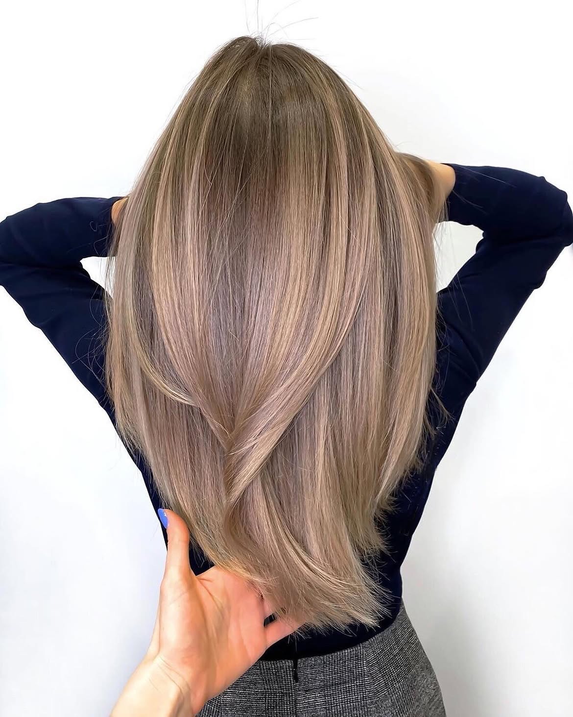 Champagne Blonde Face Framing Layers With Subtle Waves