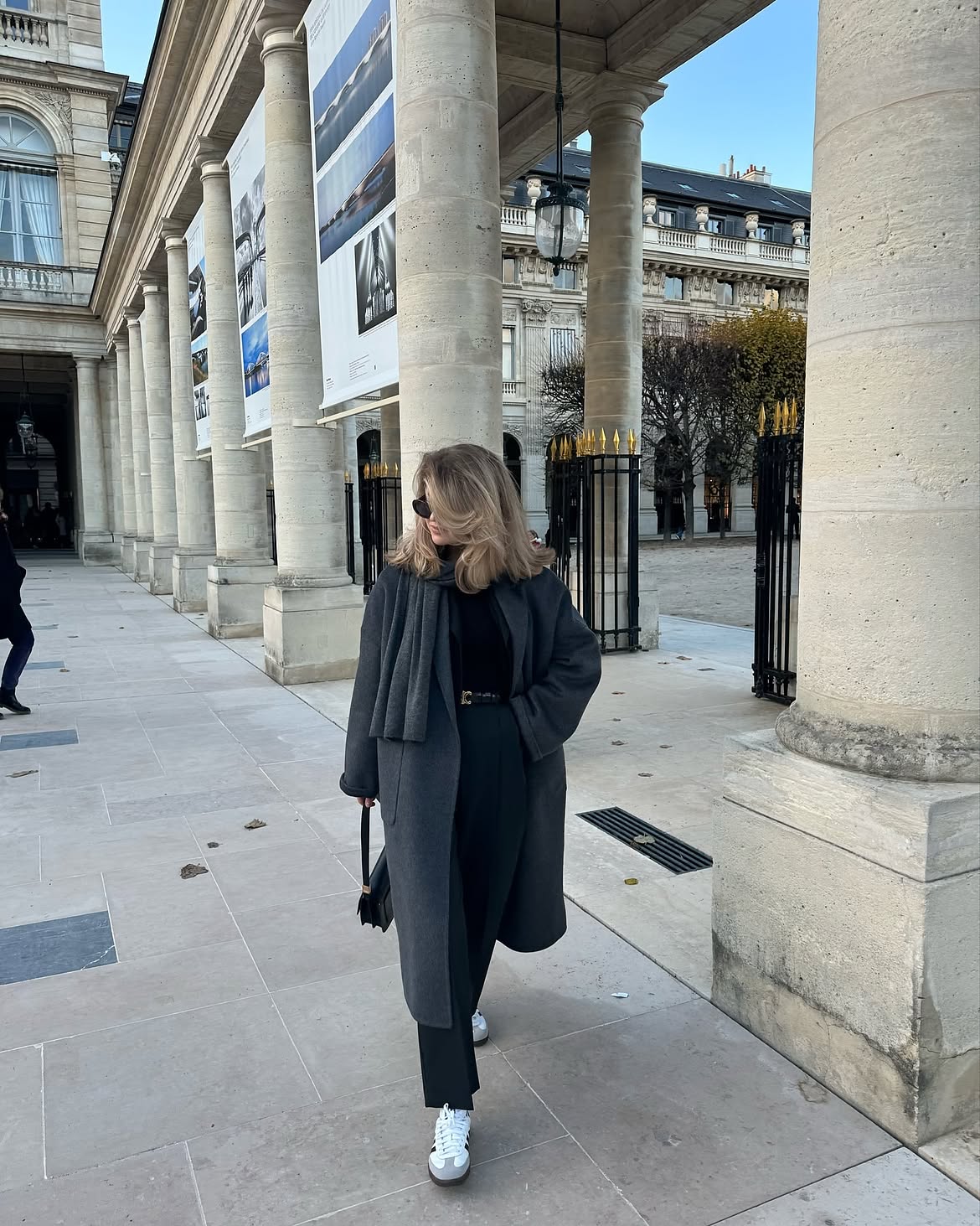 Chic Grey Coat With Black Trousers And Sneakers