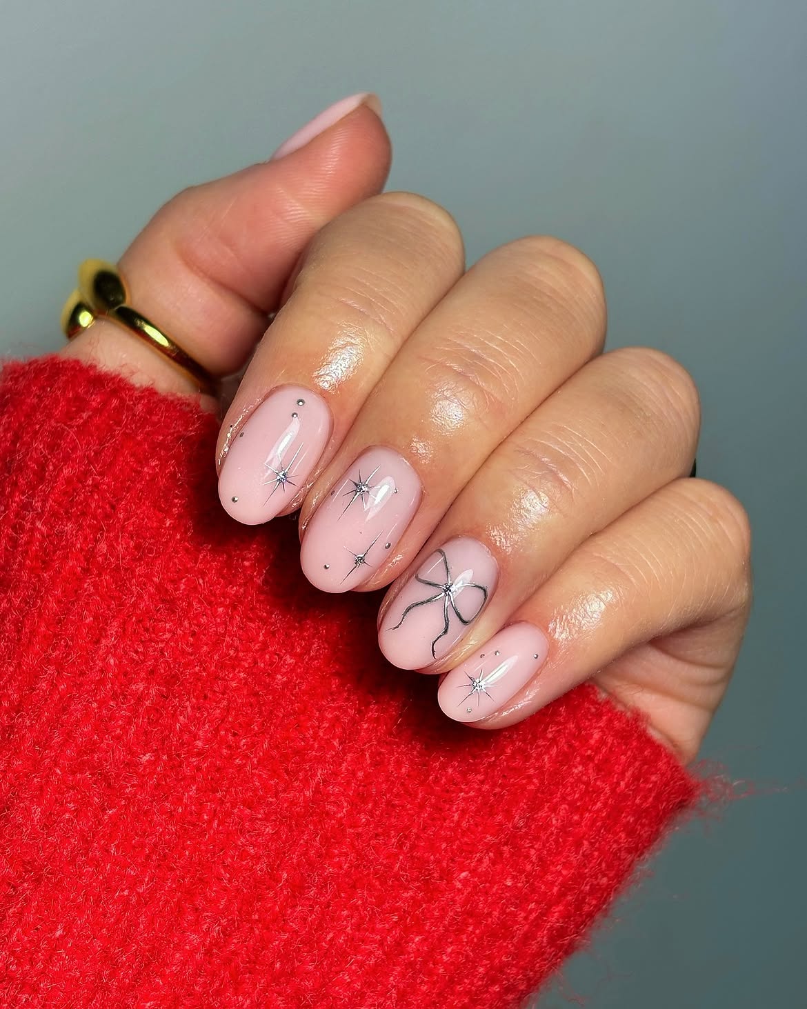 Chic Pink Bow and Star Sparkle Nails