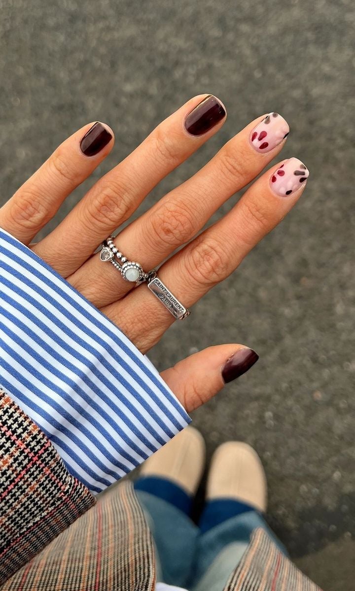 Short Square Brown Abstract Dot Nails Short Square Brown Abstract Dot Nails — Chocolate Nails