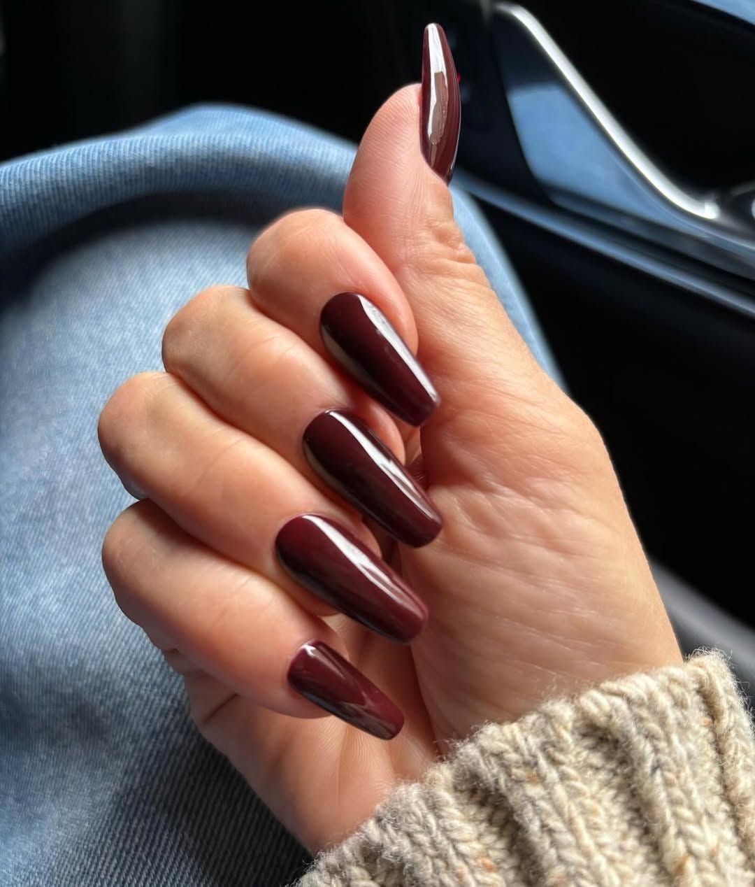 Long Glossy Coffin Nails with Red Undertones Long Glossy Coffin Nails with Red Undertones — Chocolate Nails
