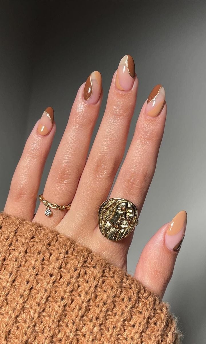 Abstract Caramel and Brown Blocking Almond Nails Abstract Caramel and Brown Blocking Almond Nails — Chocolate Nails