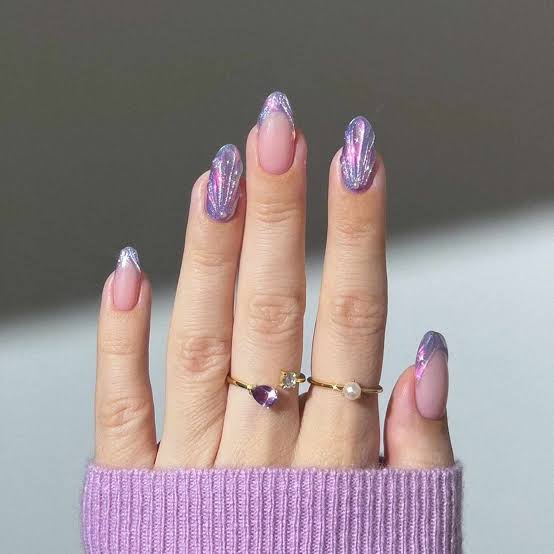 Iridescent Purple Pink Chrome French Tip Medium Almond Nails Iridescent Purple Pink Chrome French Tip Medium Almond Nails — Chrome Nails