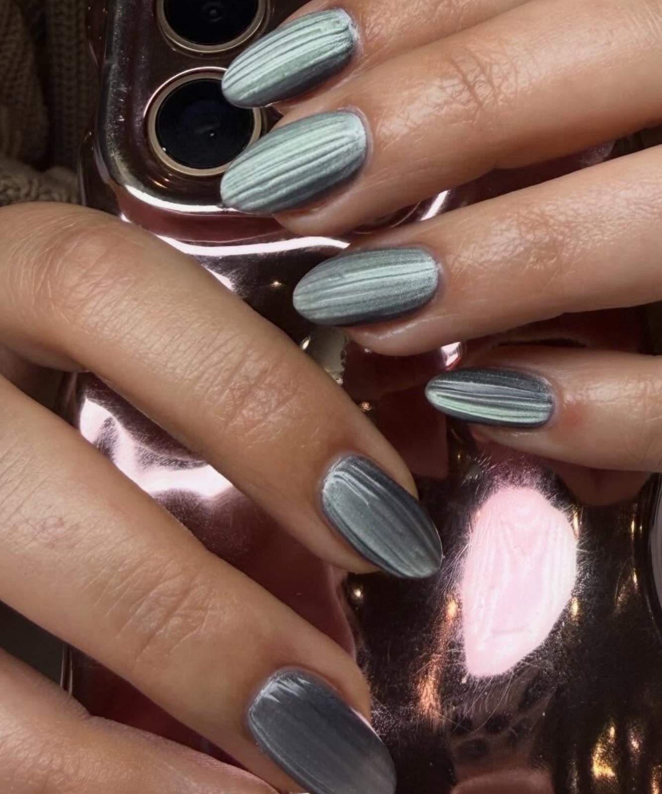 Cool Gray Blue Green Undertone Chrome Nails Cool Gray Blue Green Undertone Chrome Nails — Chrome Nails Colors