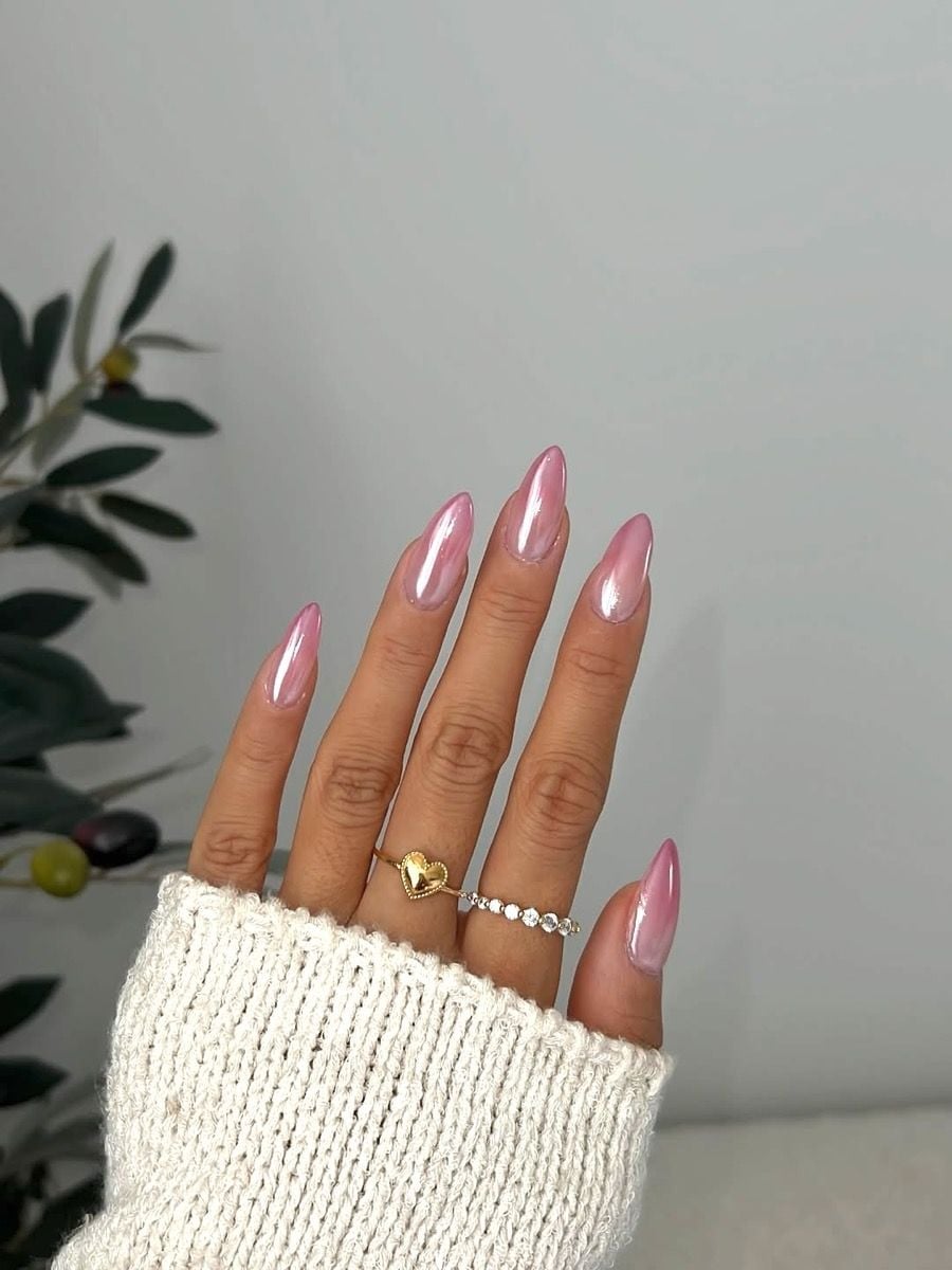 Reddish-Brown Chrome Mirror Finish Nails Reddish-Brown Chrome Mirror Finish Nails — Chrome Nails Colors